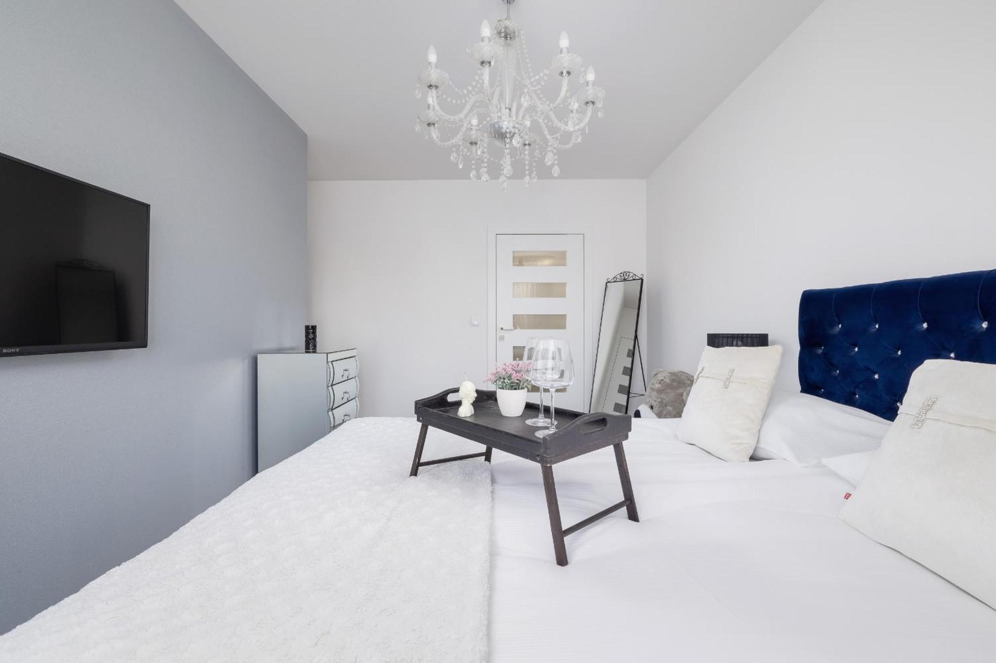 Cracow Pradnik Spacious & Family Apartment With 3 Bedroom By Renters Prestige Kraków Exteriör bild